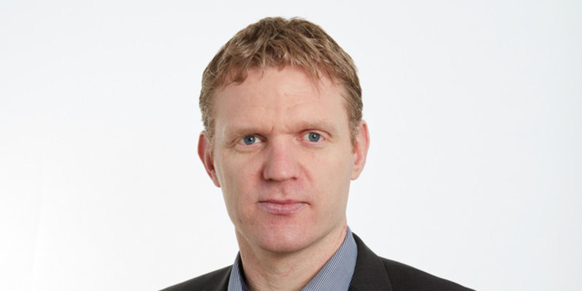 Björn Kullander arbetar på demokratisektionen på SKR.