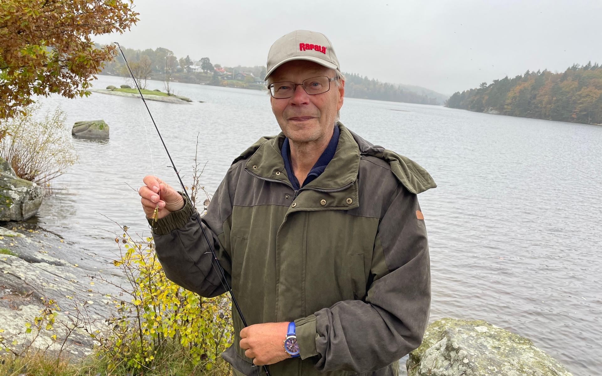 ”Det är många som börjar fiska under pandemin” säger Lennart Larsson.