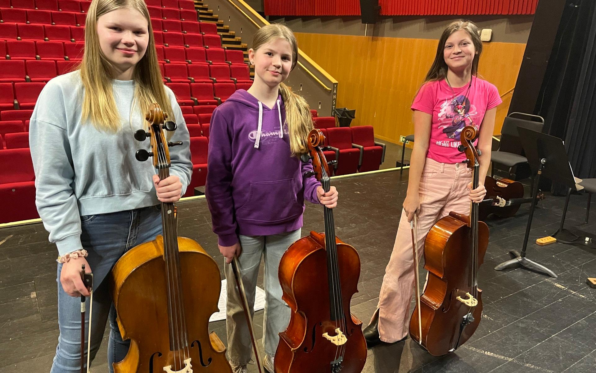 Sigrid Edensvärd, Angelika Borg och Elvira Brunhage bästa tips till den som vill börja spela cello är att se till att man tycker det man spelar är roligt. 