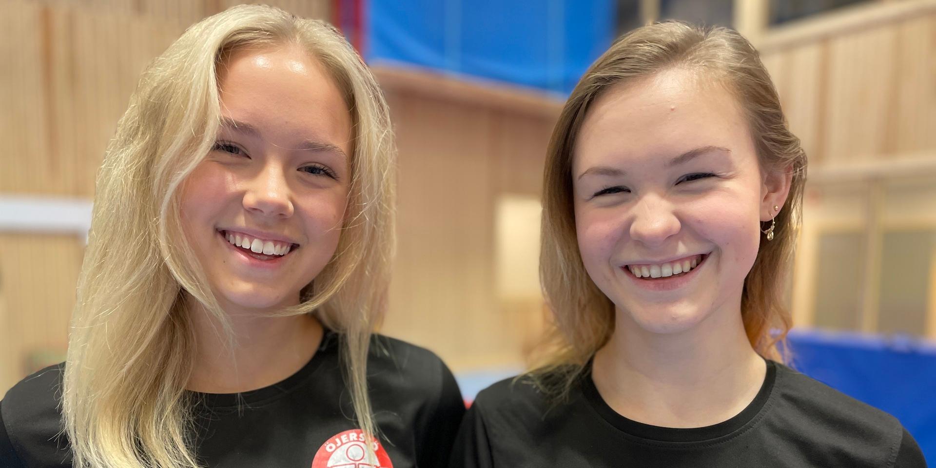 Madeleine Prytz och Sigrid Wennström stortrivs med att vara ungdomsledare för Öjersjö Gymnastikförening. För det har de belönats med ett idrottsstipendium från Partille kommun.